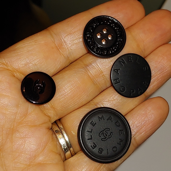 Authentic Chanel Buttons - Picture 11 of 12